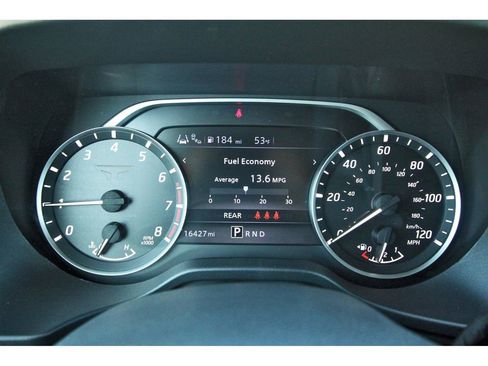 Used 2024 Nissan Titan SV w/ SV Bronze Edition Package image 17