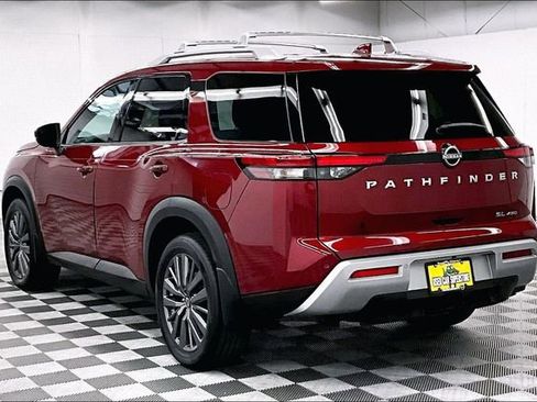 Used 2024 Nissan Pathfinder SL w/ SL Premium Package AWD/4WD image 3