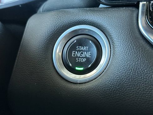 Used 2023 GMC Canyon Elevation w/ Convenience Package RWD image 29