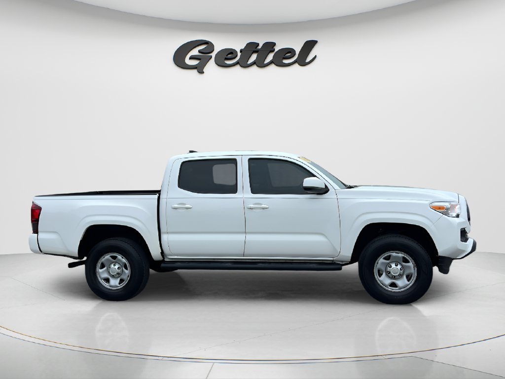 Used 2023 Toyota Tacoma SR AWD/4WD image 4