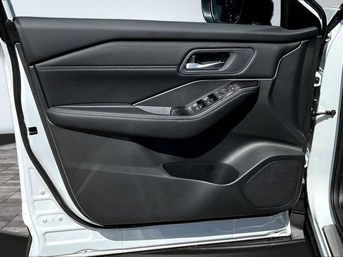 New 2026 Nissan Rogue Dark Armor AWD/4WD image 27