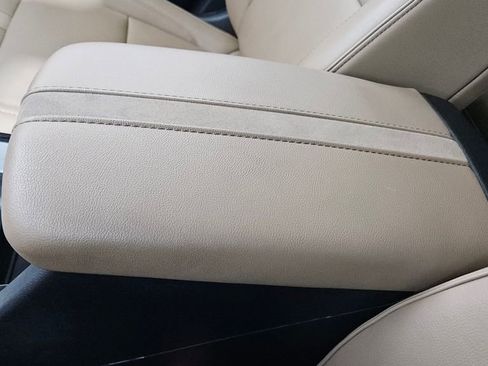 Used 2020 Chevrolet Blazer Premier w/ Driver Confidence II Package image 33