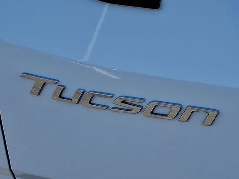 Used 2023 Hyundai Tucson Limited AWD/4WD image 32
