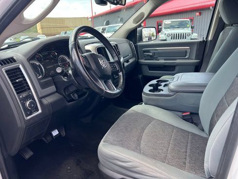 Used 2017 RAM 1500 Big Horn RWD image 23