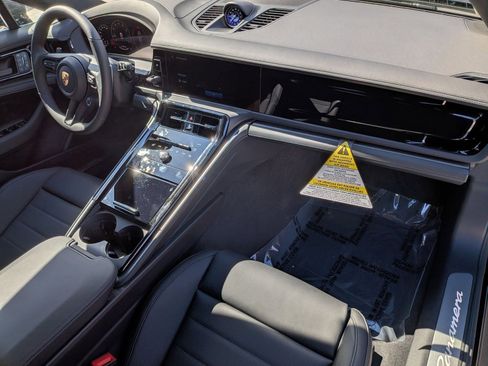 New 2026 Porsche Panamera image 26