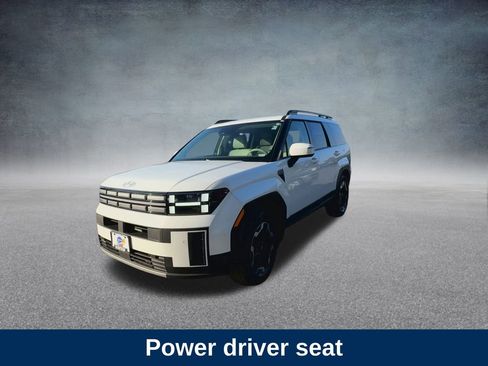 Used 2025 Hyundai Santa Fe SEL image 9