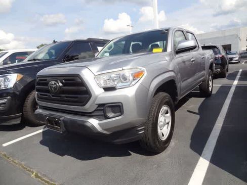 Used 2018 Toyota Tacoma SR w/ SR Convenience Package RWD image 1