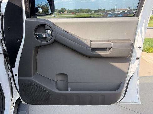 Used 2008 Nissan Xterra SE w/ Supplemental Air Bag Pkg AWD/4WD image 21
