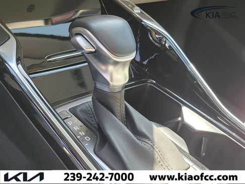 Certified 2022 Kia Sorento SX AWD/4WD image 33