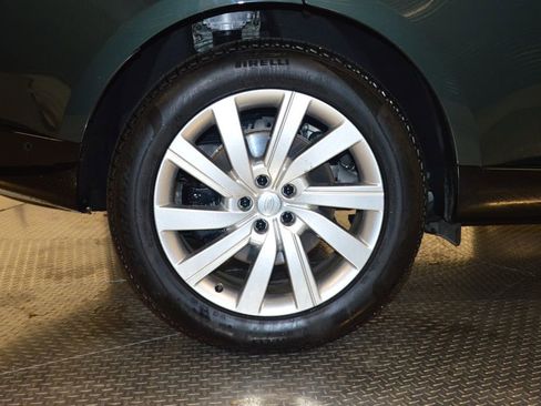 Used 2025 Land Rover Range Rover SE AWD/4WD image 15