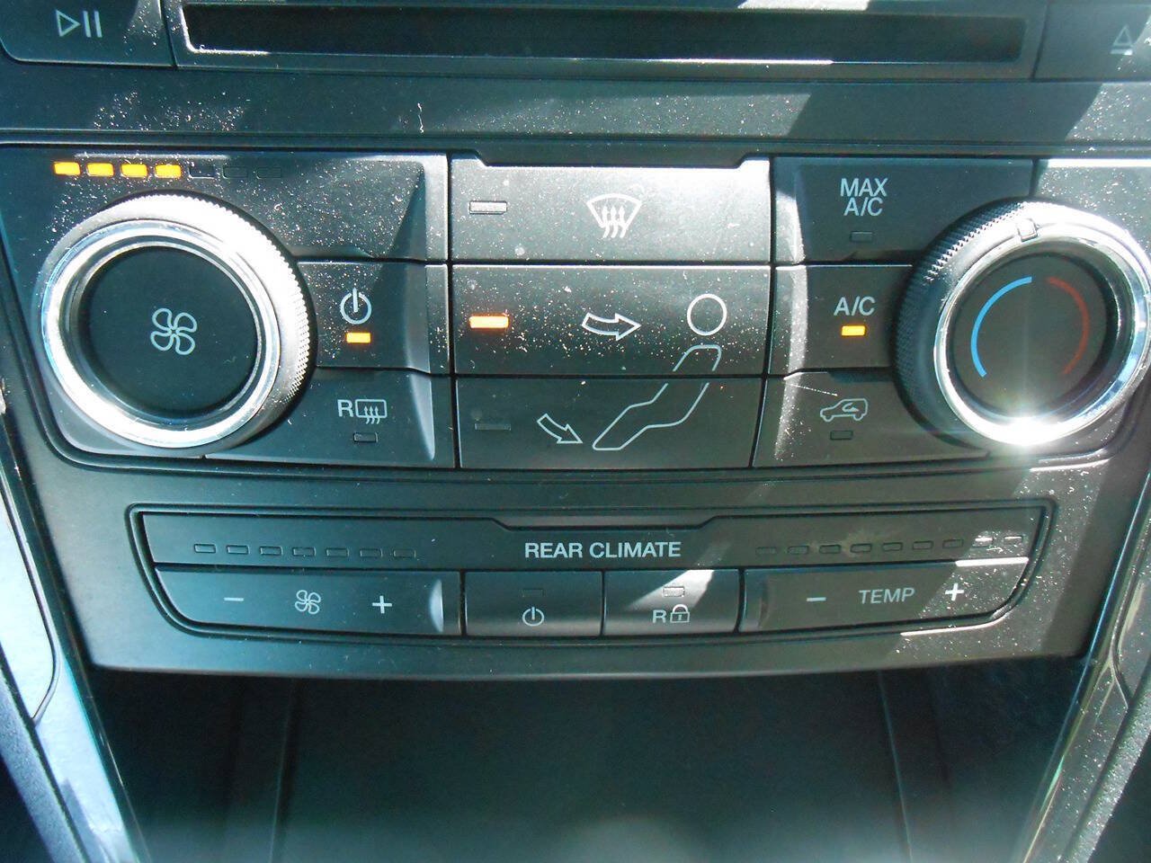 Used 2017 Ford Explorer 4WD image 18
