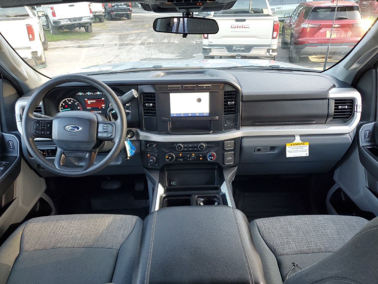 Used 2024 Ford F250 XLT AWD/4WD image 12