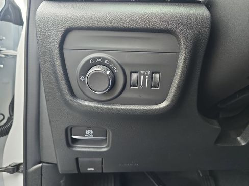 New 2025 Jeep Grand Cherokee 4WD image 24