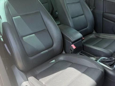 Used 2016 Volkswagen Tiguan SE FWD image 21