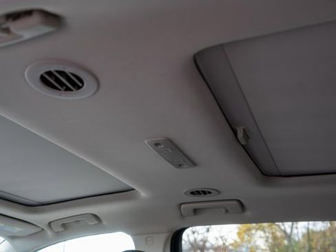 Used 2023 GMC Acadia Denali w/ Black Diamond Edition image 14