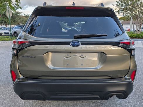 New 2025 Subaru Forester Premium image 9