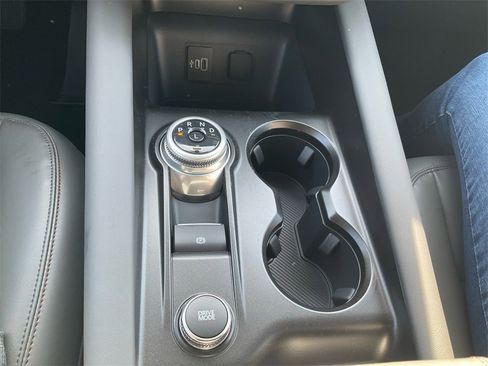 New 2026 Ford Explorer Active w/ Active Comfort Package image 17