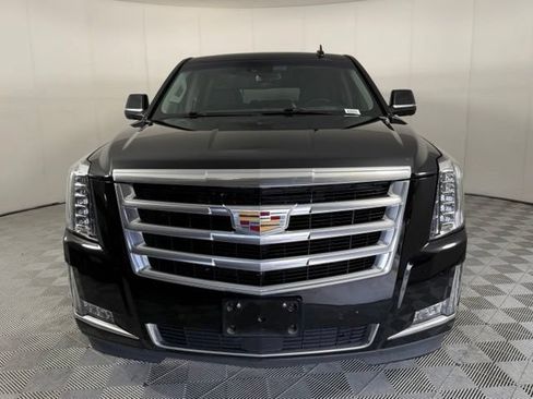 Used 2018 Cadillac Escalade ESV Premium Luxury AWD/4WD image 12