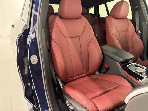 Certified 2023 BMW X4 M40i w/ Premium Package image 19