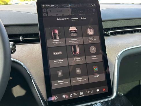 Certified 2025 Volvo EX90 Ultra image 30