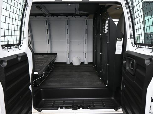 Used 2020 Chevrolet Express 2500 w/ Driver Convenience Package image 14