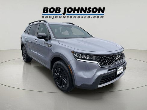 Used 2023 Kia Sorento S AWD/4WD image 1