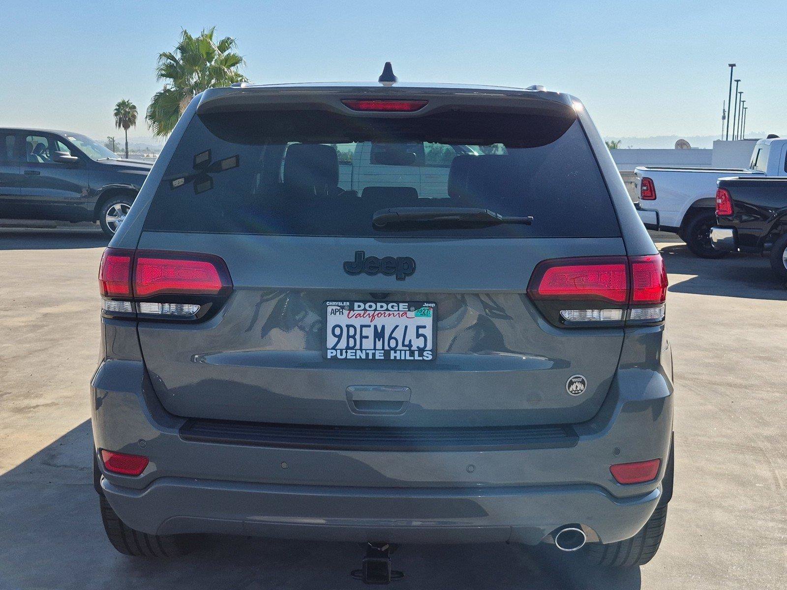 Used 2022 Jeep Grand Cherokee Laredo X RWD image 5