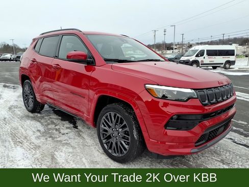 Used 2022 Jeep Compass Limited w/ (RED) Package image 8