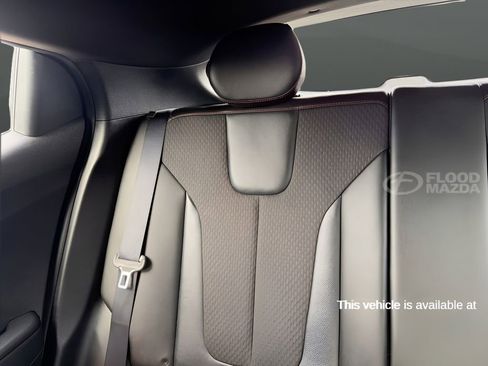 Used 2019 Hyundai Veloster Turbo image 21