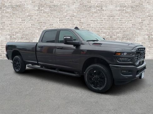New 2026 RAM 2500 Big Horn AWD/4WD image 1