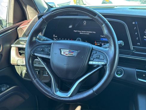 Certified 2022 Cadillac Escalade Sport Platinum w/ Heavy-Duty Trailer Package image 27