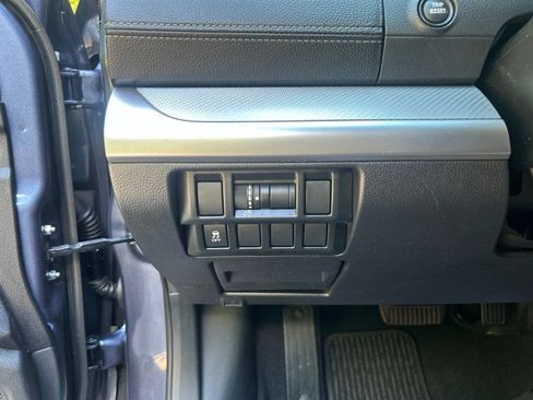 Used 2018 Subaru Outback 2.5i Premium AWD/4WD image 23