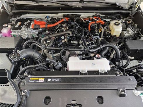 Used 2025 Toyota 4Runner 4WD image 21