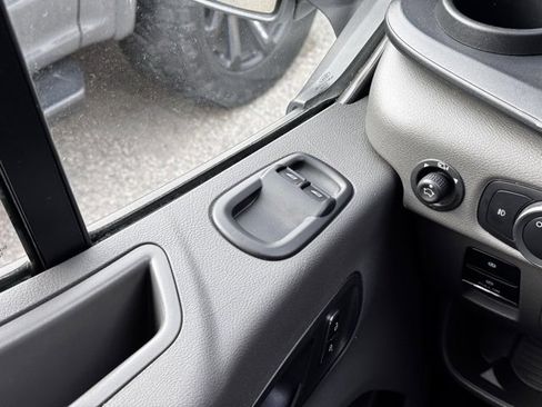 Certified 2023 Ford Transit 350 XLT image 24