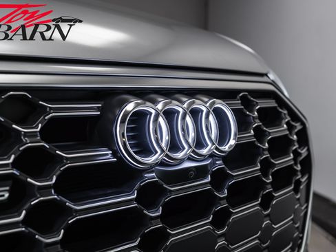 Used 2023 Audi SQ5 Premium Plus w/ Premium Plus Package AWD/4WD image 10
