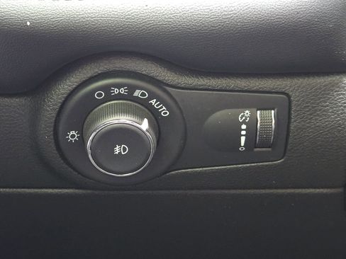 Used 2022 Dodge Durango SXT AWD/4WD image 24