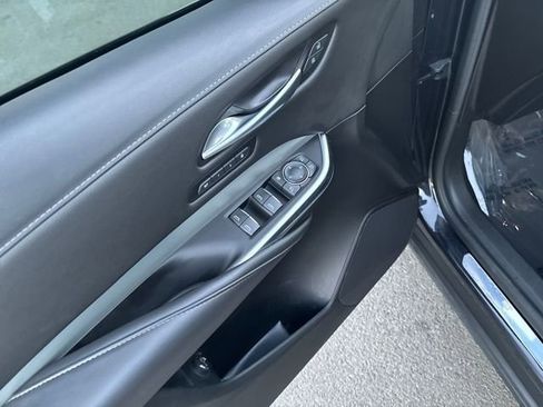 Used 2022 Cadillac XT4 Premium Luxury w/ Technology Package image 14