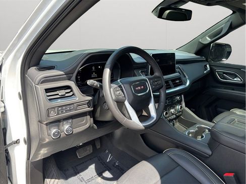 Used 2022 GMC Yukon SLT w/ SLT Premium Package RWD image 6