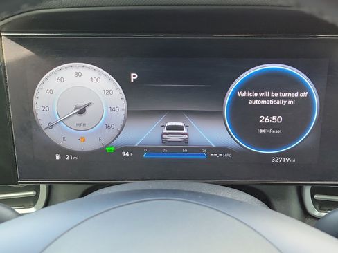 Used 2023 Hyundai Elantra Limited FWD image 23