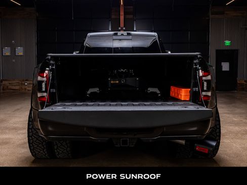 Used 2022 RAM 3500 Limited w/ Max Tow Package image 8