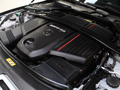 Used 2025 Mercedes-Benz E 53 AMG e 4MATIC Sedan image 27