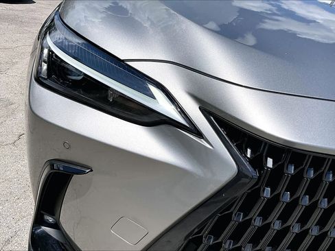 Used 2025 Lexus NX 250 FWD w/ Cold Area Package image 27