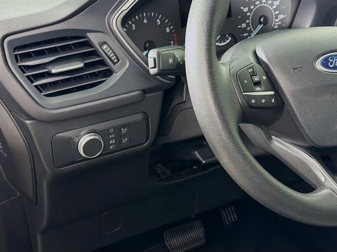 Used 2022 Ford Escape S image 11