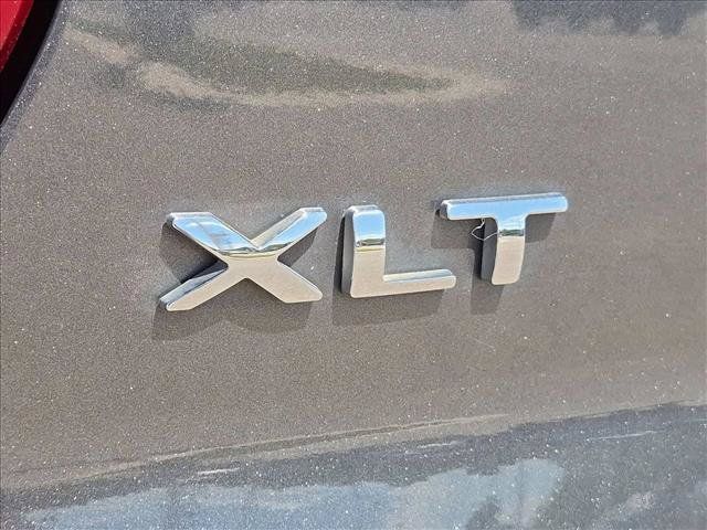 Used 2019 Ford Explorer XLT w/ Equipment Group 202A FWD image 23
