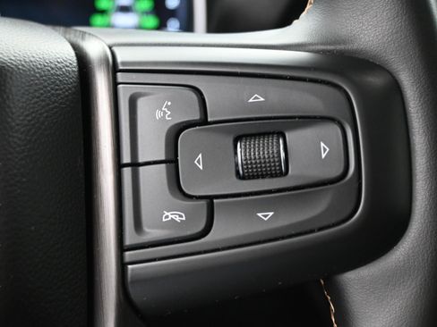 Used 2024 GMC Sierra 2500 AT4 w/ AT4 Premium Plus Package image 19