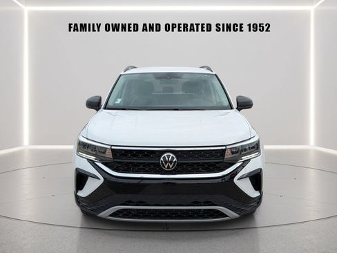 Certified 2023 Volkswagen Taos S FWD image 6