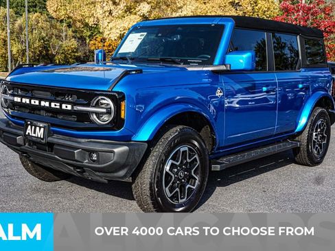 Used 2024 Ford Bronco Outer Banks image 2