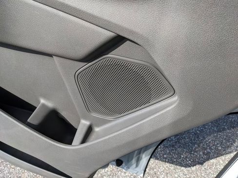 New 2026 Ford Transit 250 148 Medium Roof image 20