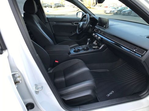 Certified 2024 Honda Civic Sport image 10