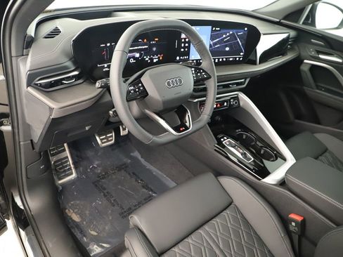 New 2025 Audi SQ5 Premium Plus image 15